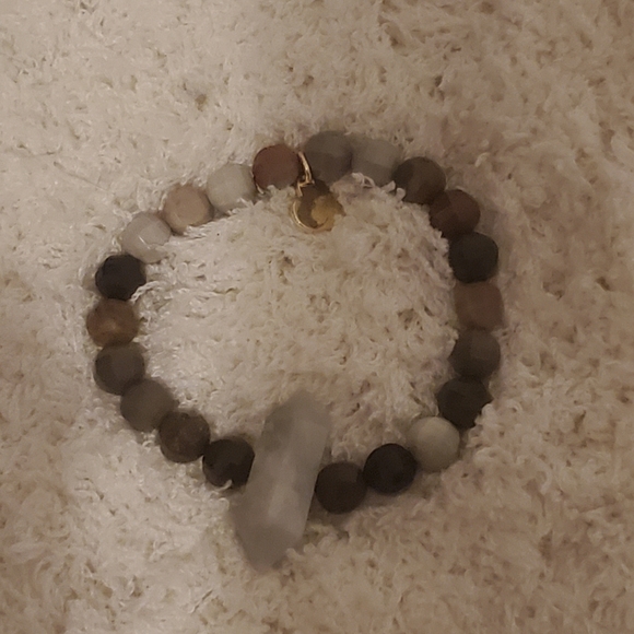 Stretch quartz bracelet - Picture 2 of 4